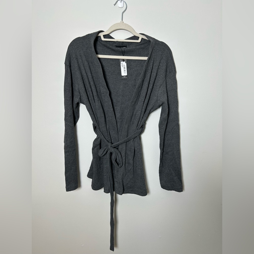 PrettyLittleThing waffle tie waist robe - Picture 1 of 3